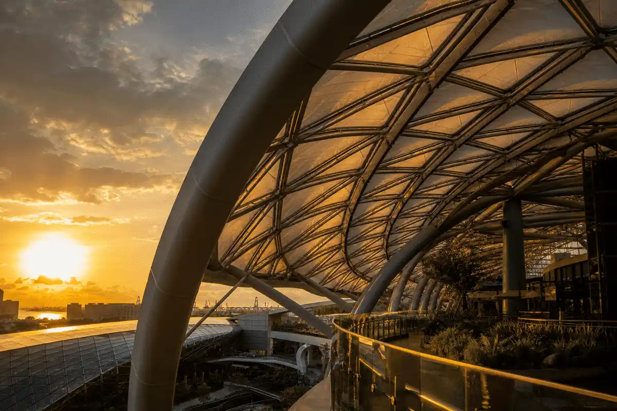 Still of multi-layer ETFE air cushion installation on a long-span shopping mall roof — Shopping Mall ETFE Roofing systems
