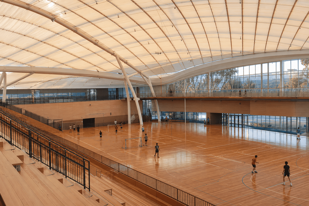 Primary space under a luminous ETFE air cushion roof