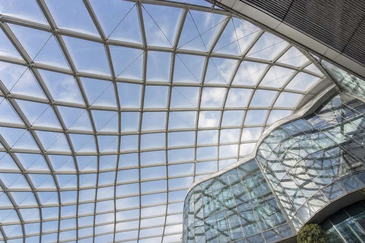 Metro station concourse roof with ETFE skylight daylighting