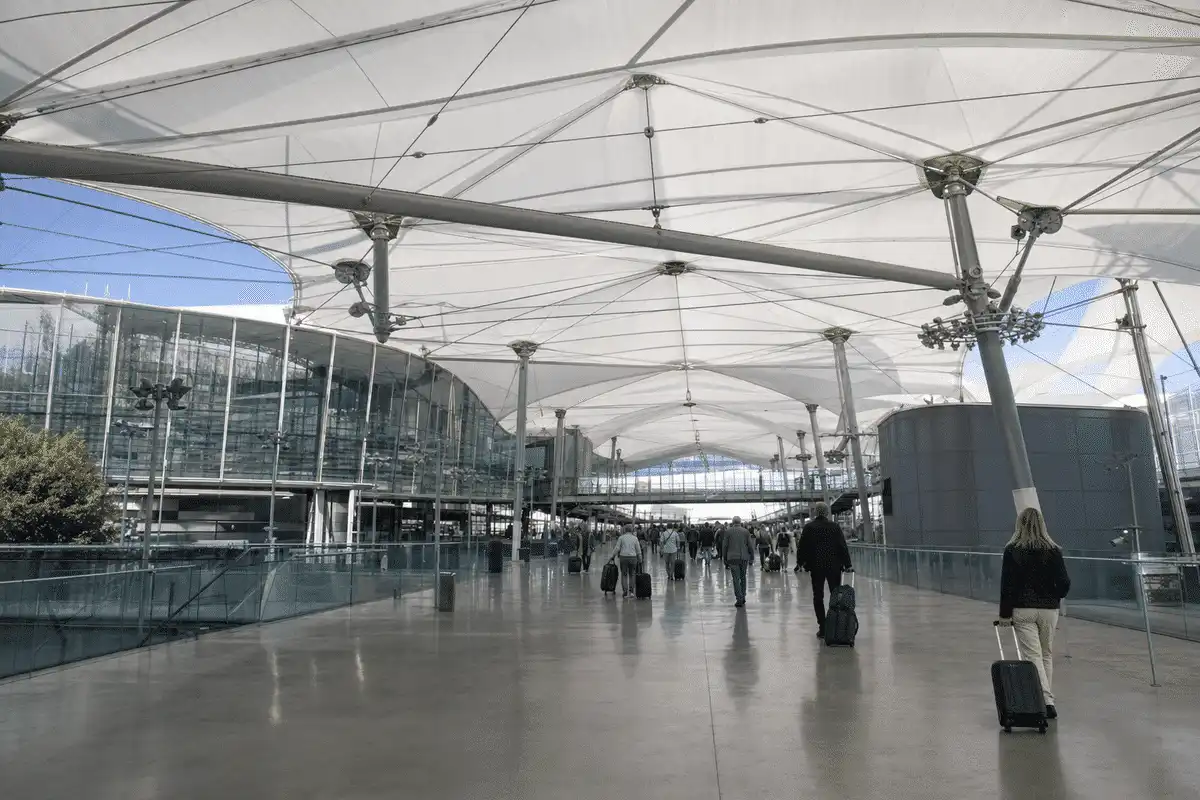 Airport ETFE Roof Project overview — daylit ETFE space — Airport ETFE Roof
