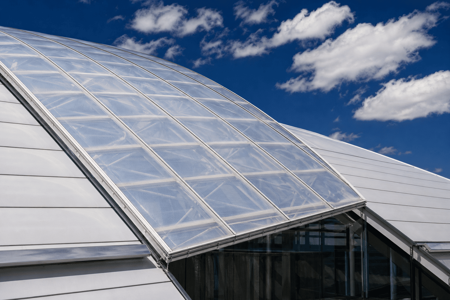 ETFE vs Polycarbonate technical guide
